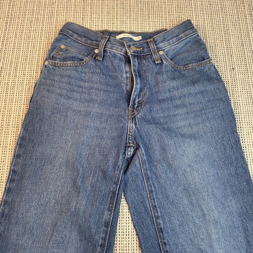 Levis 94 Baggy Jeans Womens 25 Blue High Rise Relaxed Straight Denim Medium Wash